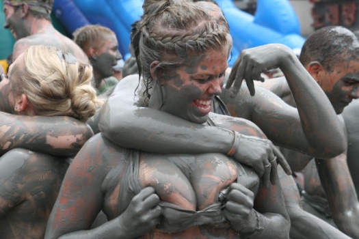 Hot Girl Mud Wrestling